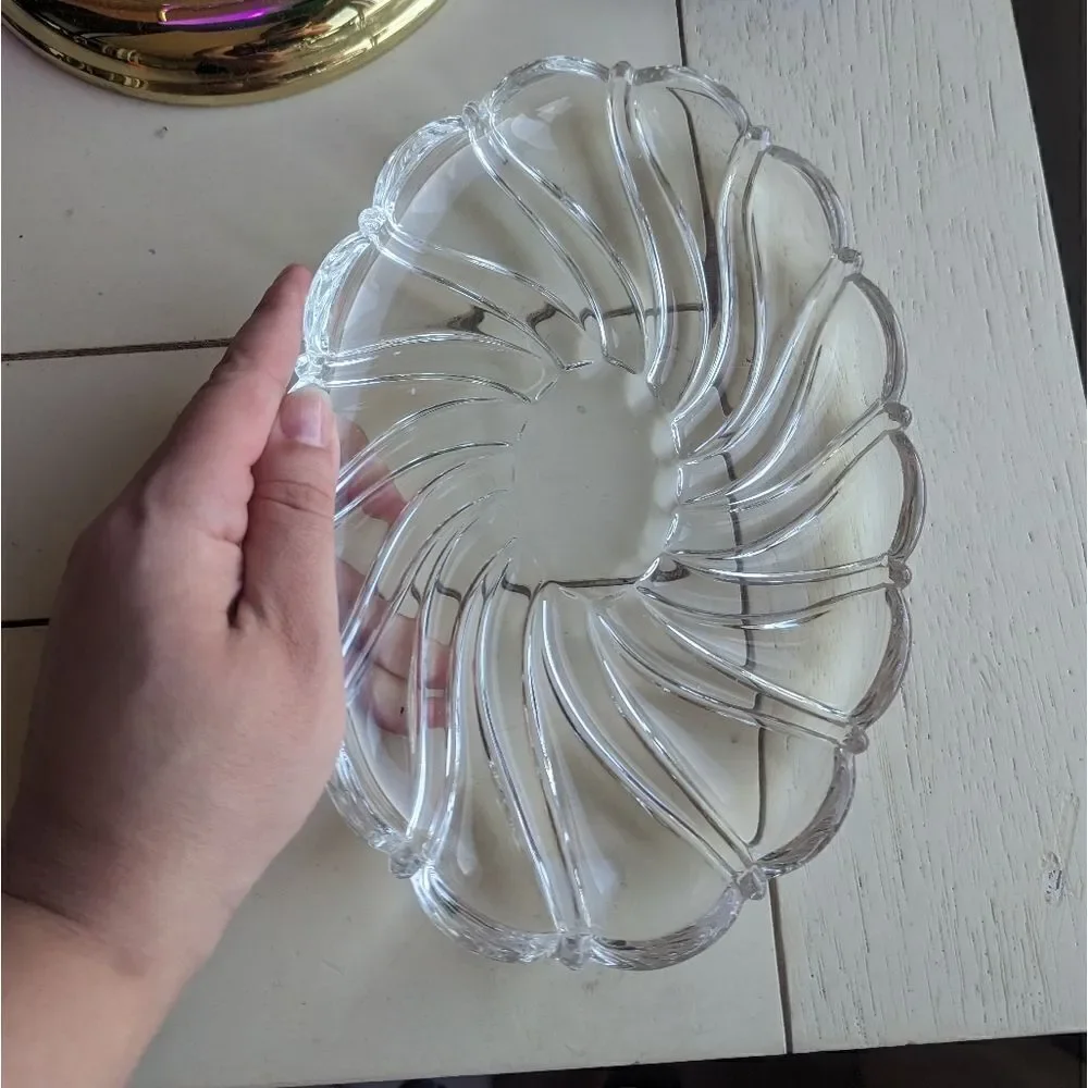 Flat Sun Shaped Glass Dish Catch All Plate